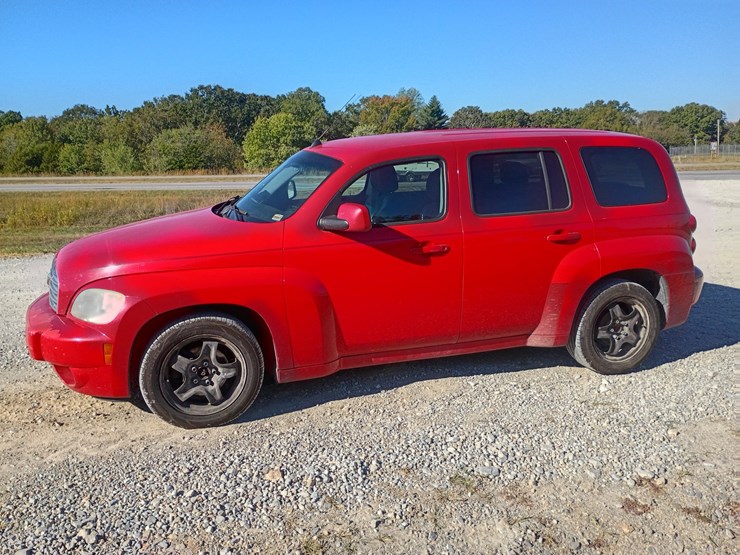 2011-chevrolet-hhr-image-2