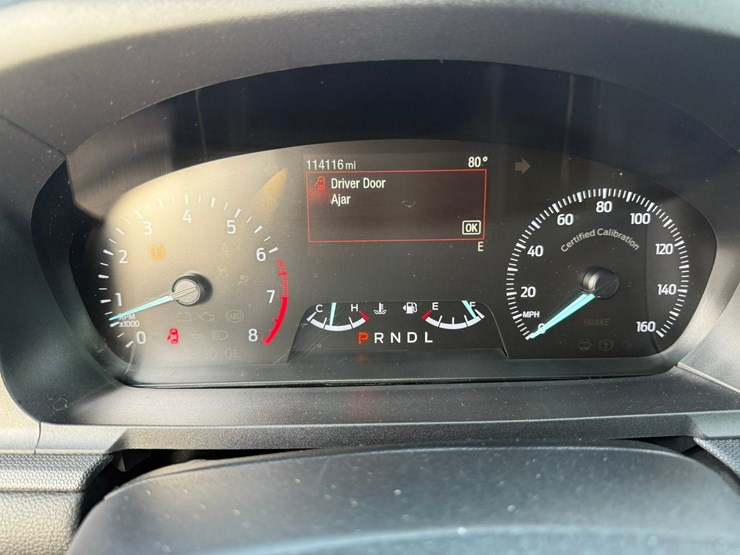 2020-ford-explorer-image-60