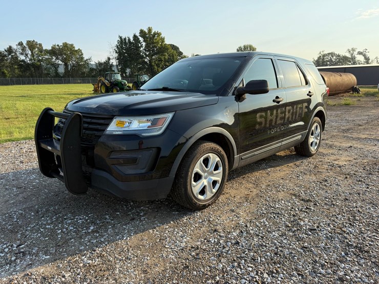 2018-ford-explorer-image-1