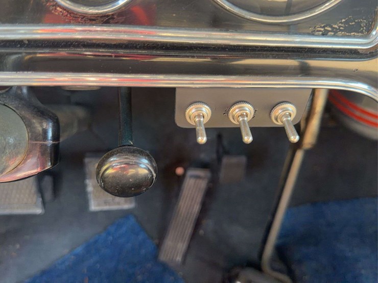 1932-cadillac-v-16-fleetwood-image-115