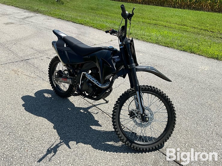 2022-zhejiang-apollo-250rx-dirt-bike-image-3