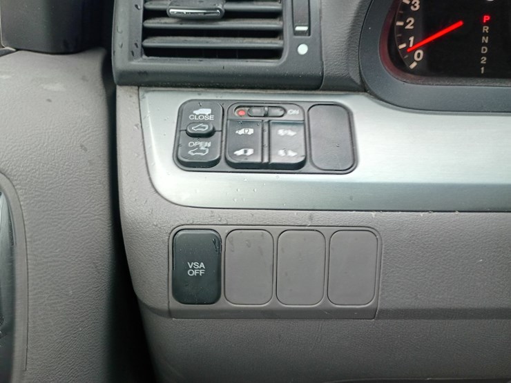 2008-honda-odyssey-image-52