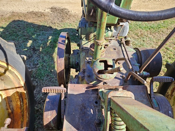 john-deere-model-b-image-26