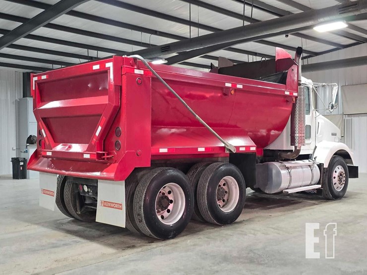 2004-kenworth-t800-image-3