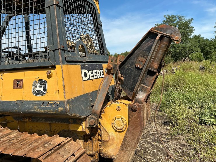 deere-650j-lt-image-29