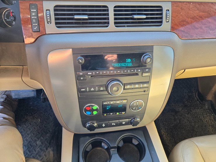 2008-gmc-sierra-2500hd-image-38