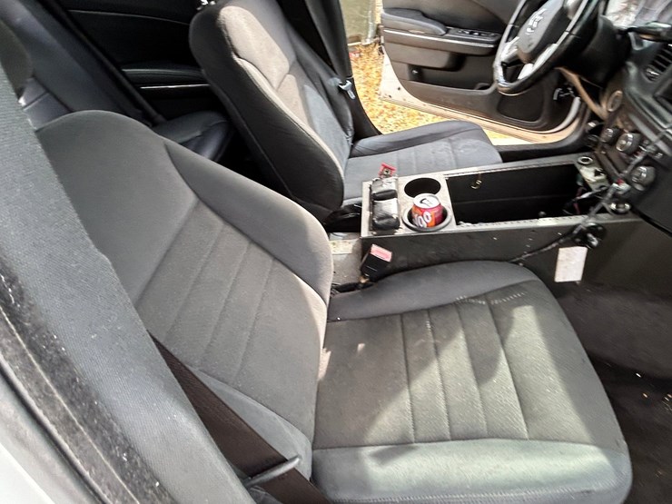 #10580-•-2011-dodge-charger-sedan-2b3cl1cg5bh575262-inv#10580-image-31