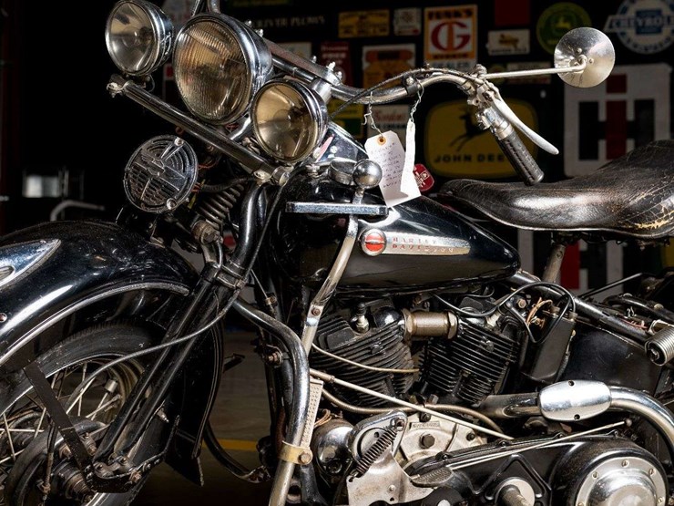 1947-harley-davidson-"74"-knucklehead-image-22