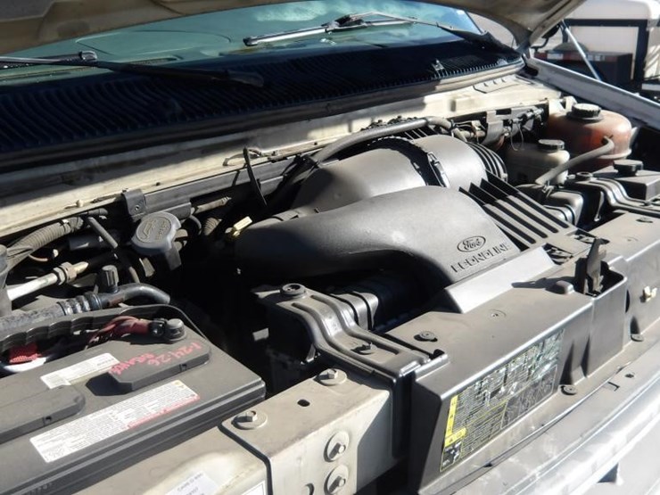 2002-ford-e350-image-14