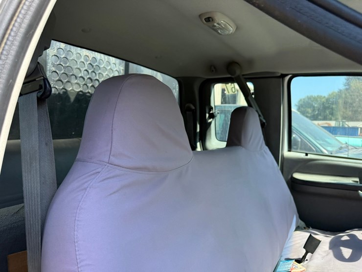 2004-ford-f450-image-50