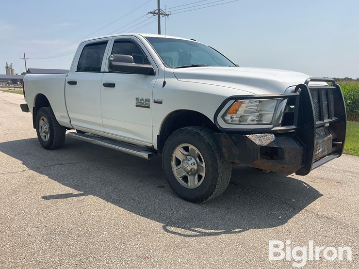2014-ram-2500-hd-image-3