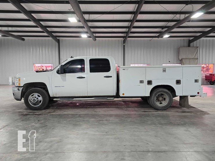 2013-chevrolet-silverado-3500hd-image-5