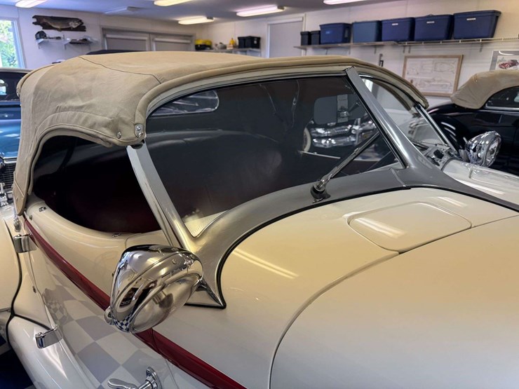 1936-auburn-852-supercharged-boattail-speedster-image-7
