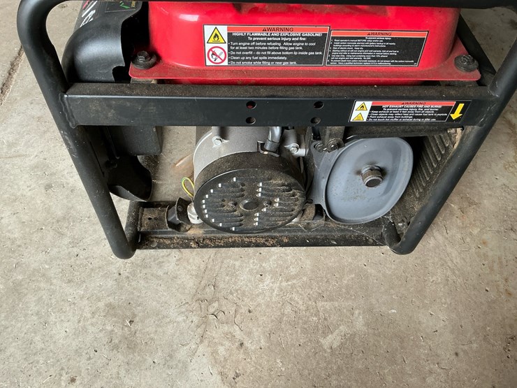 #105-•-predator-4375-portable-gas-generator-image-8