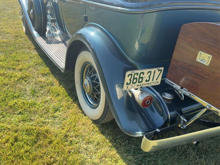 1932-cadillac-v-16-fleetwood-image-40