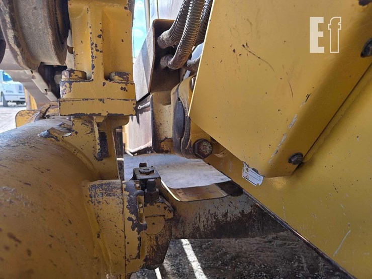 2019-caterpillar-d6t-xl-image-30