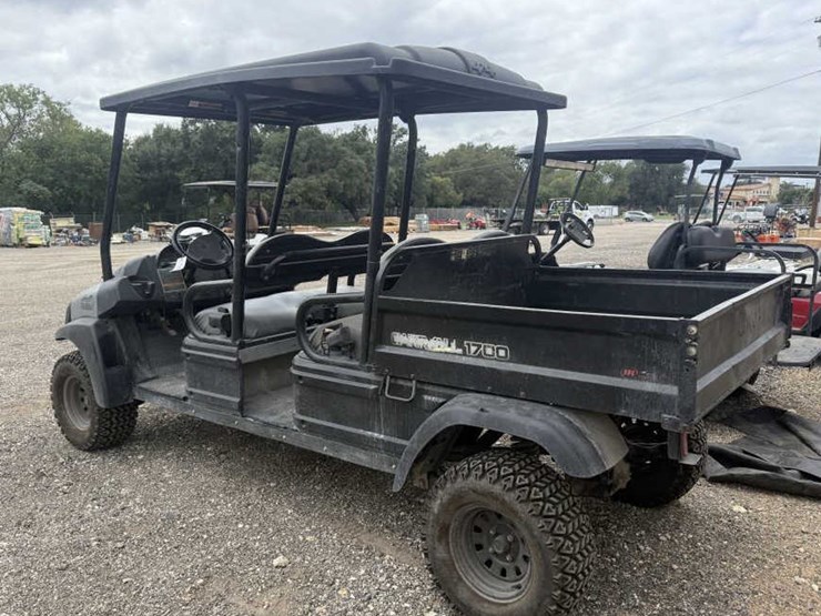 club-car-carryall-1700-image-5