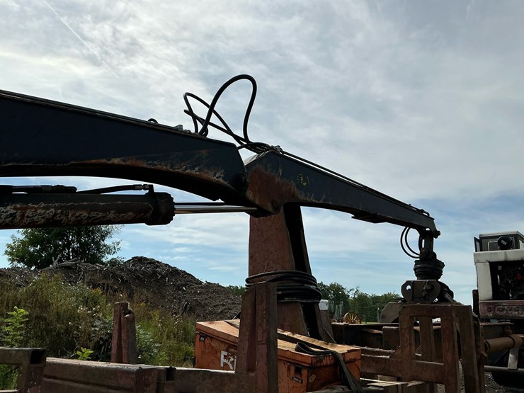 deere-335c-image-50
