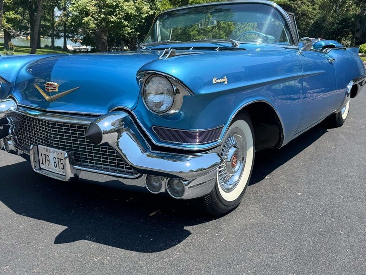 1957-cadillac-series-62-eldorado-biarritz-convertible-image-4