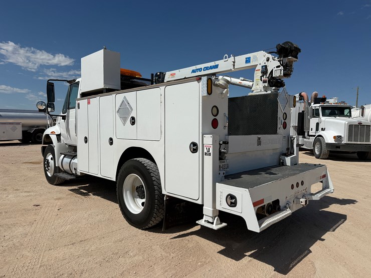 2010-international-durastar-4400-image-8