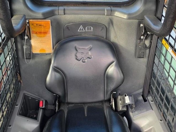 2018-bobcat-s550-image-45
