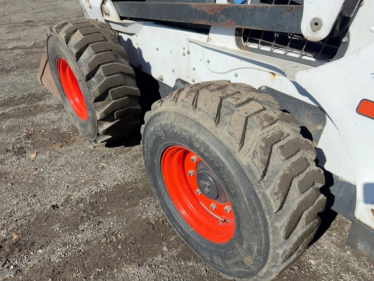 2016-bobcat-s850-image-14