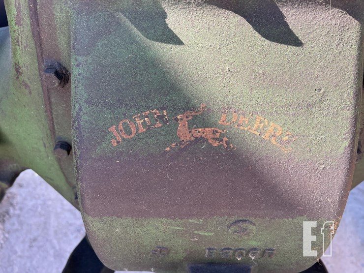 john-deere-b-image-6