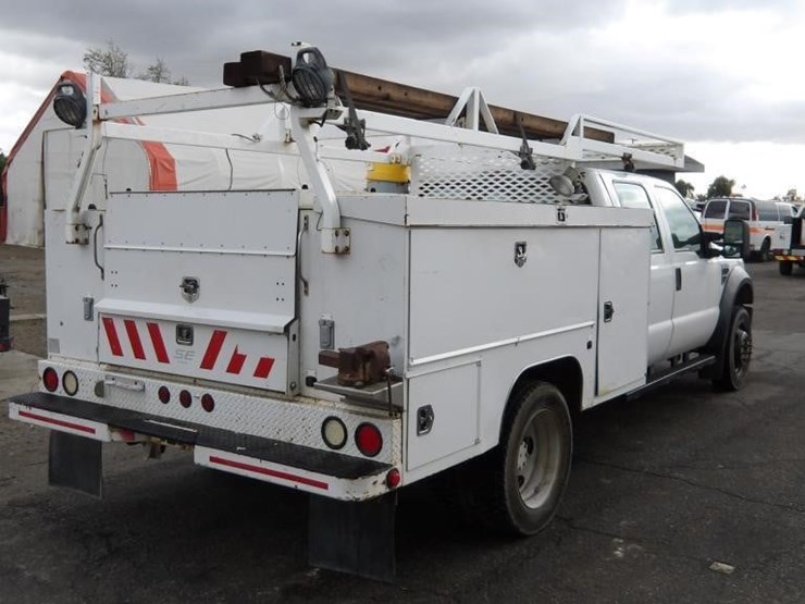 2010-ford-f450-image-3