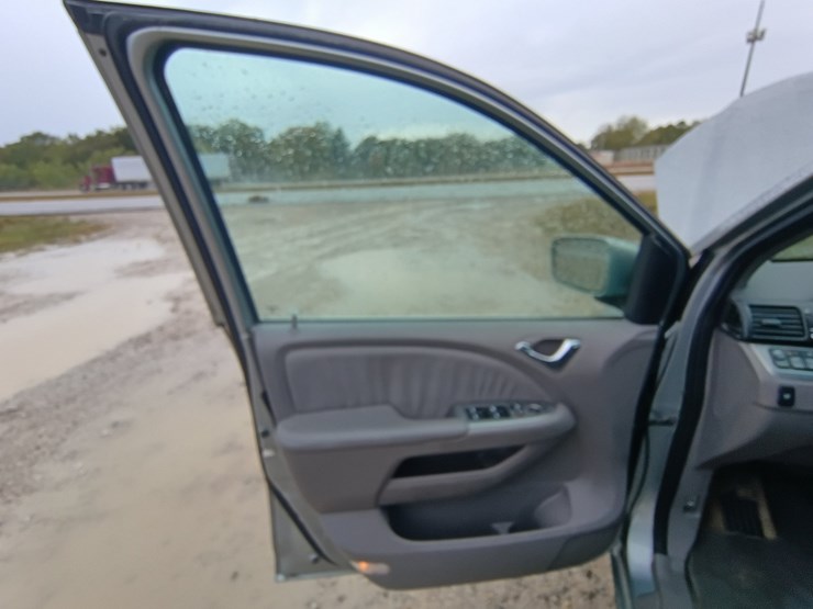 2008-honda-odyssey-image-23