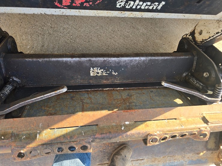 bobcat-873-image-11