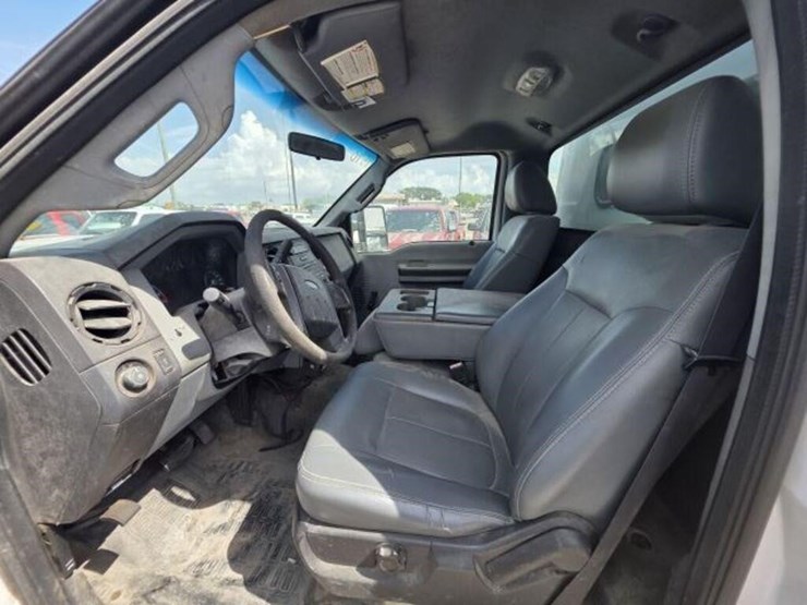 2011-ford-f350-image-6