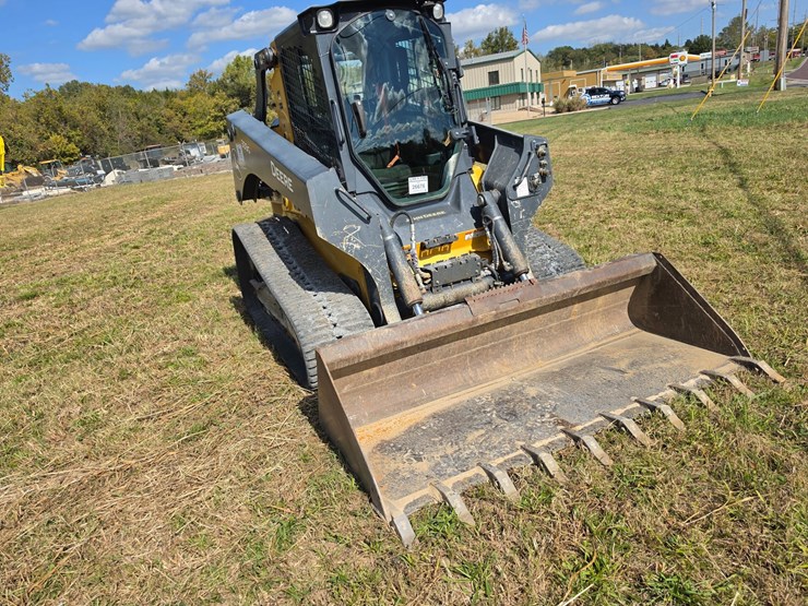 deere-333g-image-13