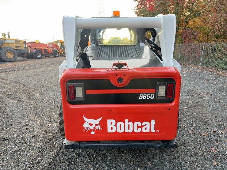 2019-bobcat-s650-image-4