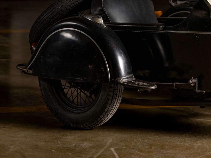 1941-indian-four-sidecar-motorcycle-image-47