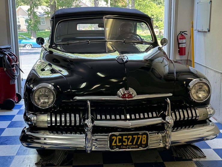 1951-mercury-eight-convertible-coupe-image-2