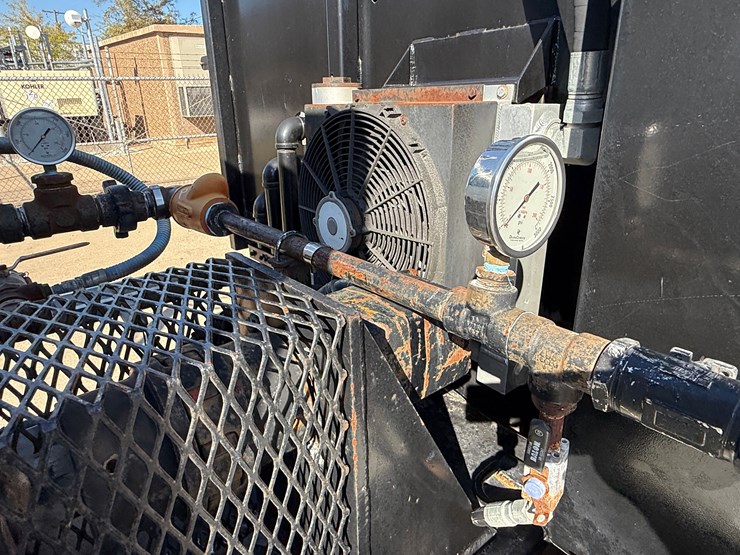 2015-peterbilt-365-image-7