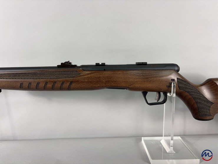 savage-arms-canada/-savage-arms-b22-.22-lr-bolt-action-rifle-sn#-4366056,-manual,-in-original-box-image-4