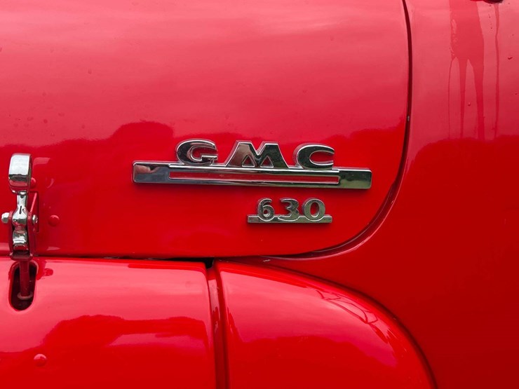 1953-gmc-630-event-truck-image-8