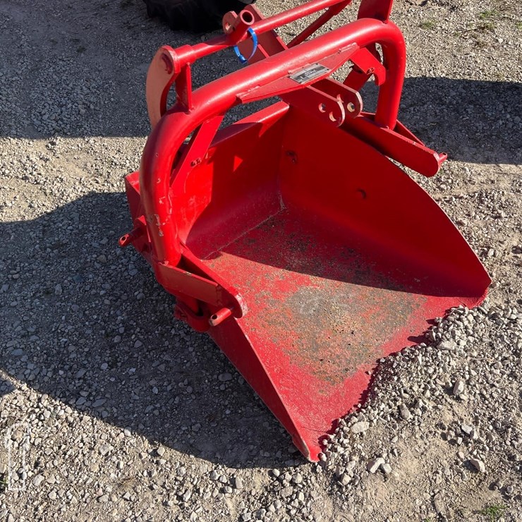 FORD SCOOP BUCKET