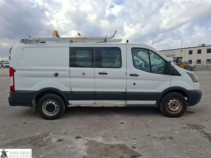 2016-ford-transit-image-4