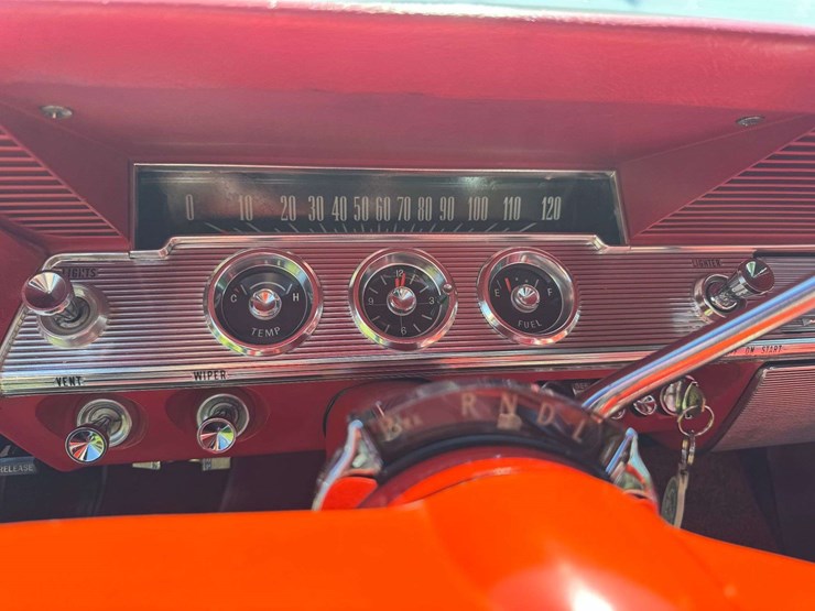 1961-chevrolet-impala-convertible-unrestored-original-image-97