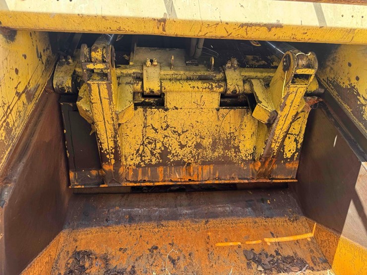 2006-sterling-l7500-image-14