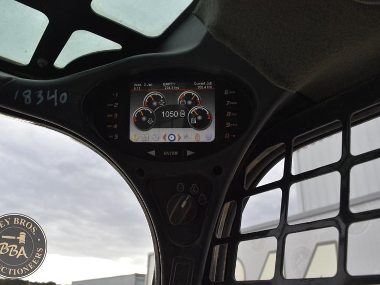 2019-bobcat-t770-image-47
