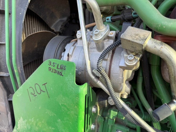 2019-john-deere-5090e-image-57