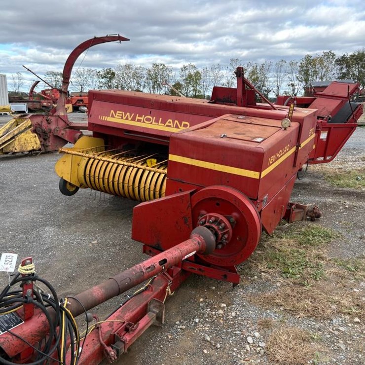 NEW HOLLAND 570