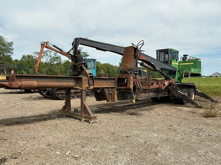 deere-335c-image-1