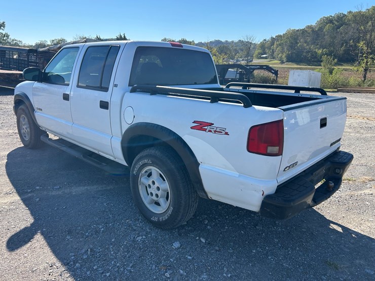 2003-chevrolet-s10-image-4