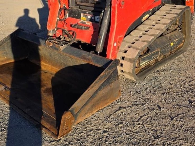 2022-kubota-svl75-2-image-34
