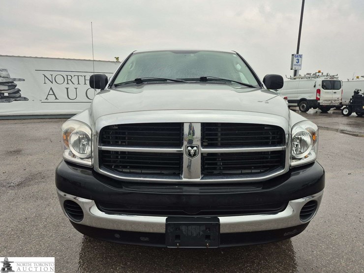 2008-dodge-ram-1500-image-2