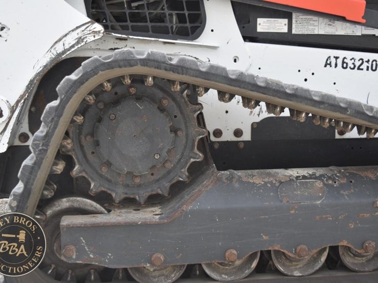 2019-bobcat-t770-image-38